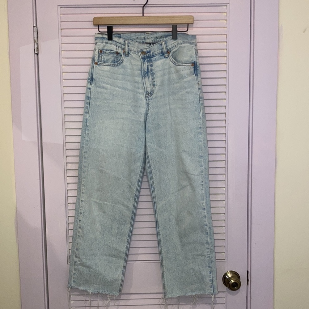 American Eagle Distressed Hem Size 4 Jeans - Picture 2 of 5